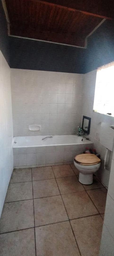 4 Bedroom Property for Sale in Villiers Free State